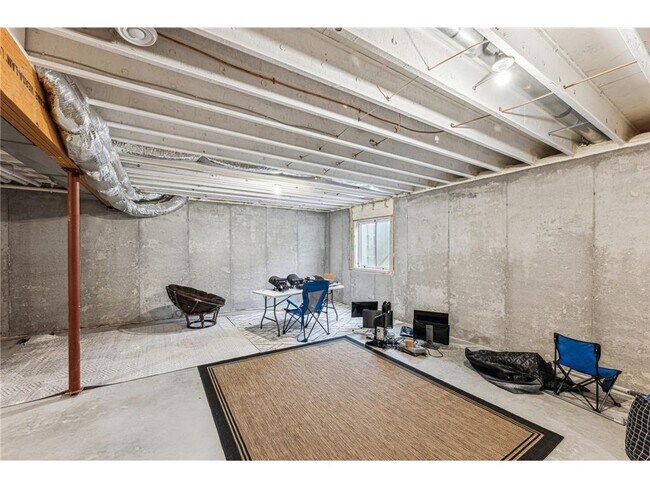 Building Photo - 7872 Jade Ln