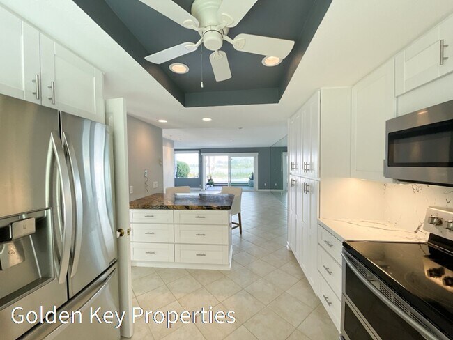 Building Photo - Waterfront Condo on the Buena Vista Lagoon - 5 mins from Carlsbad Village!