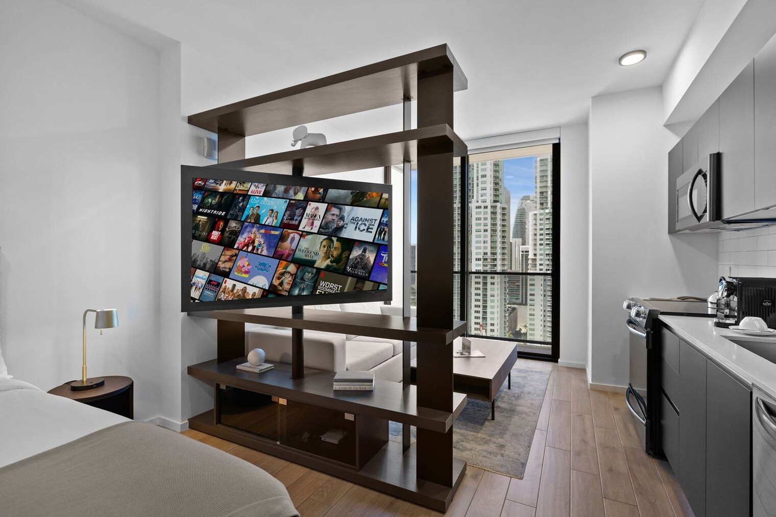 Building Photo - 398 NE 5th St