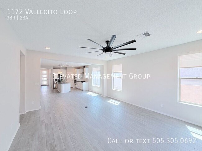Building Photo - 1172 Vallecito Loop NW