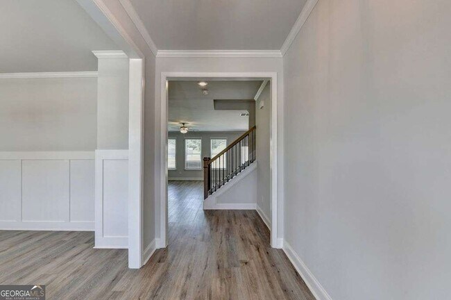 Building Photo - 7309 Yewtree Dr