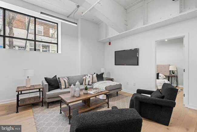 Building Photo - 36 N Narberth Ave