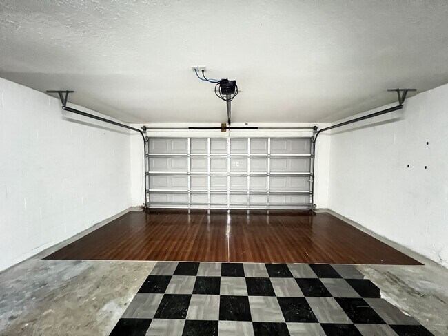 Building Photo - 3 BD/2BA Home in Beautiful Summerfield!!!