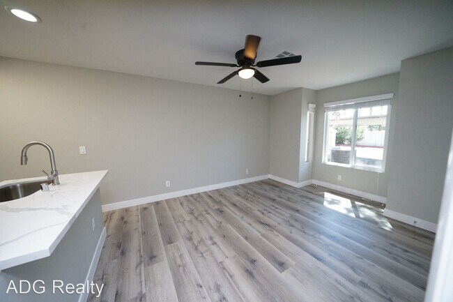 Building Photo - 1 br, 1 bath House - 3682 Melonies Dr #4