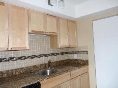 Building Photo - 1731 Beacon St