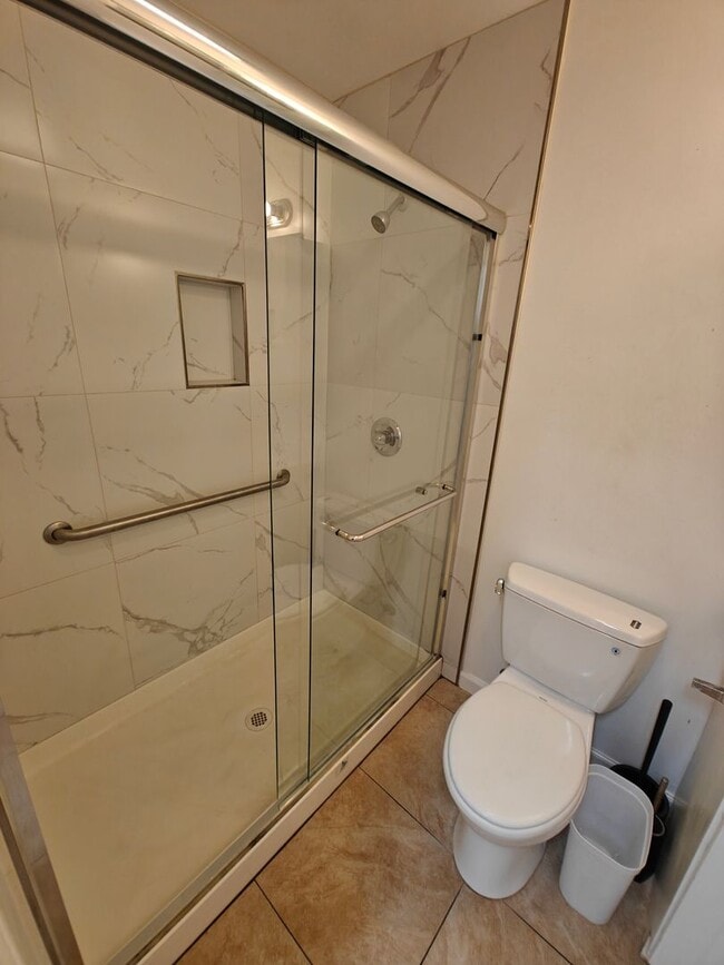 Building Photo - 733-739 Grant Ave / 30-40 Waverly Pl