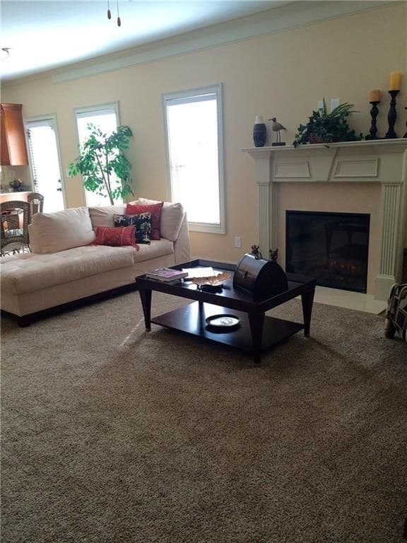 Building Photo - 718 Channel Ln