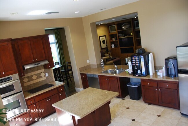 Building Photo - Irvine 1 Bedroom Condo
