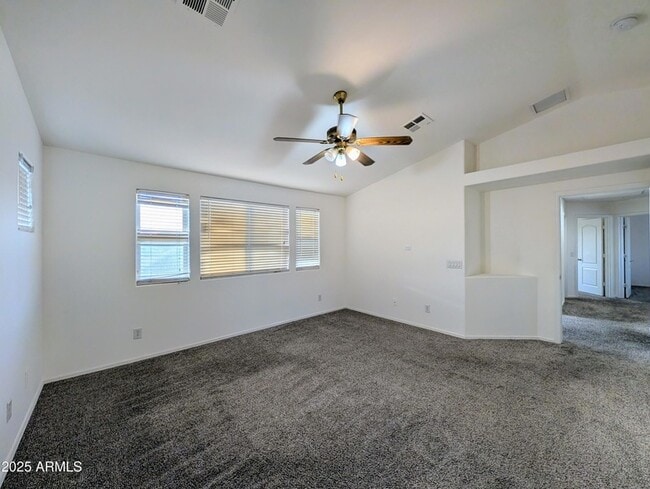 Building Photo - 3848 E Pollack St