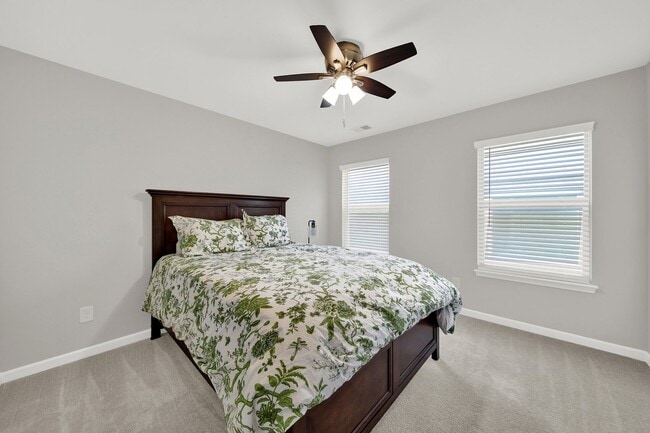 Building Photo - Beautiful 3 bed house in Belmont NC!