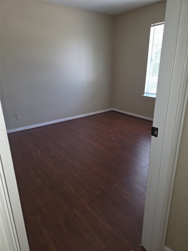 Building Photo - 12411 Urban Dale Ct