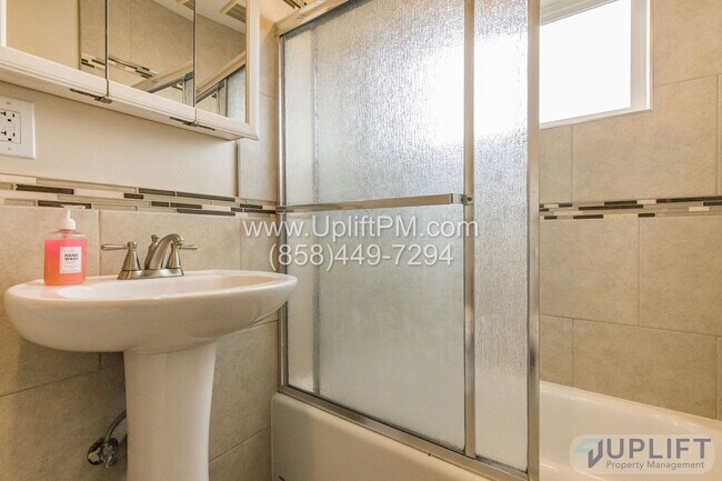 Building Photo - 4124 Gamma St