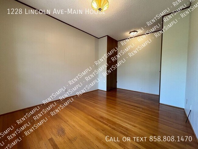 Building Photo - 1228 Lincoln Ave