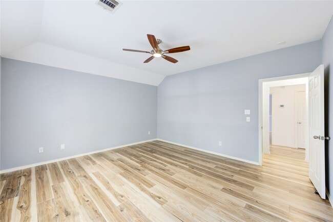 Building Photo - 2115 Sherbrook Park Ln