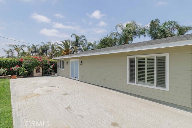 Building Photo - 10249 Jurupa Rd