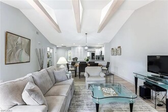 Building Photo - 5635 Turtle Bay Dr