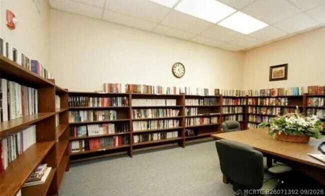 Building Photo - 2900 NW 46th Ave