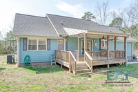 Building Photo - 3BR Home in Colleen’s Cove with Boat Slip