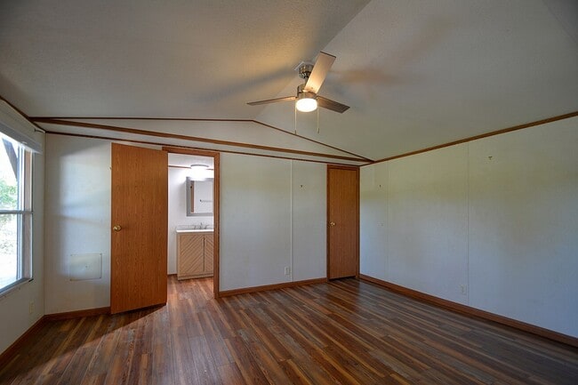 Building Photo - 110 Garner Rd
