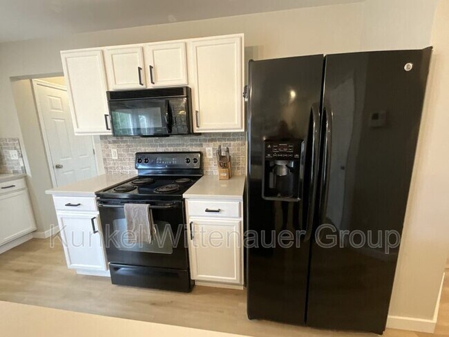 Building Photo - 2833 Smokehouse Way