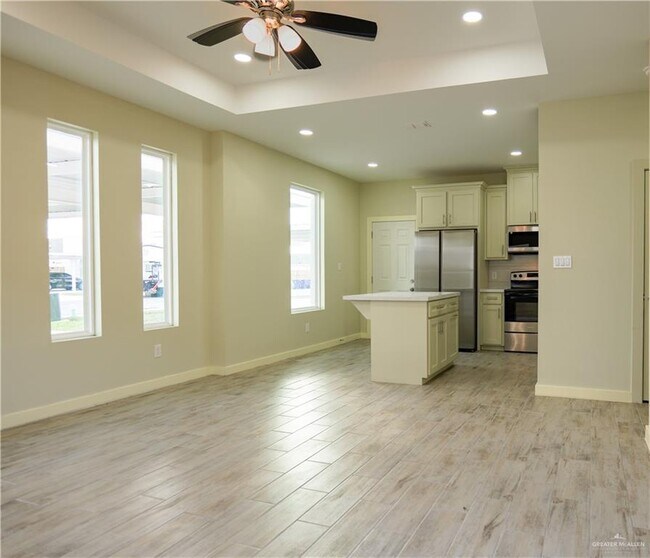 Building Photo - 11 Briggs Rd