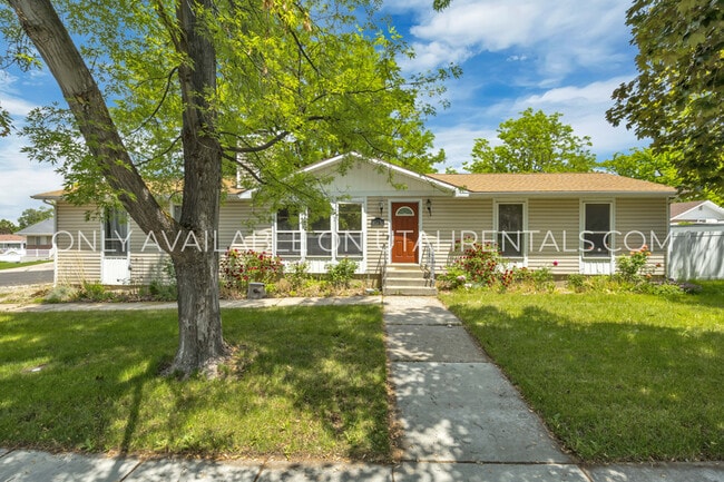 Building Photo - 485 E 1150 N