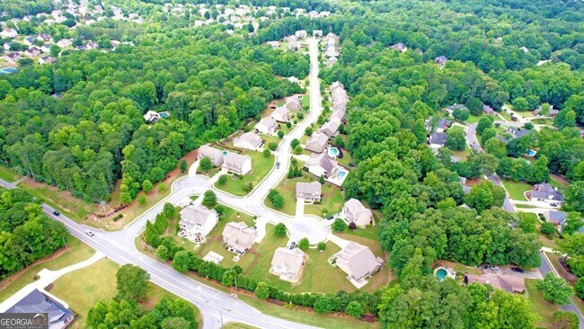 Building Photo - 3731 Ivy Lawn Dr NE