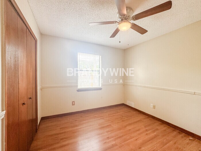 Building Photo - 7901 Collins Ridge Blvd