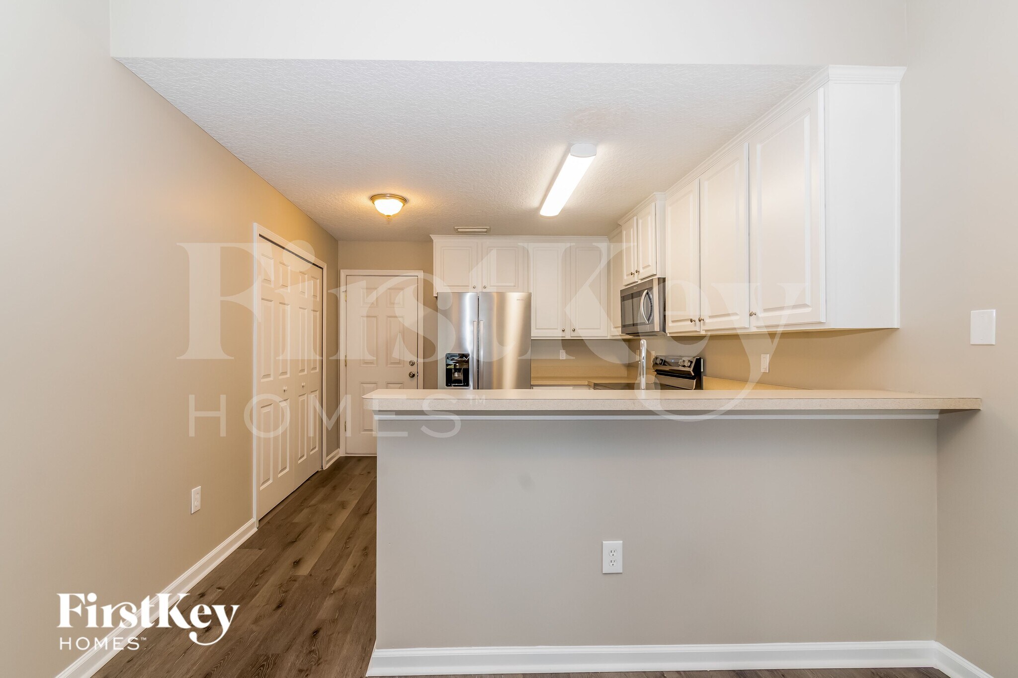 Building Photo - 3875 Pebble Brooke Circle South