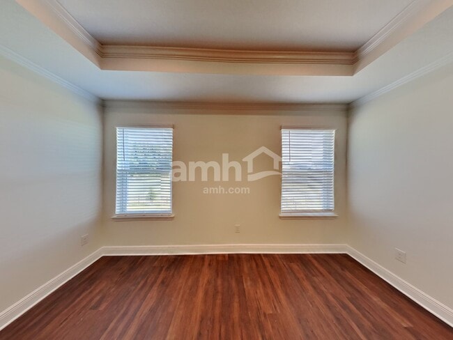 Building Photo - 27349 St Andrews Ave