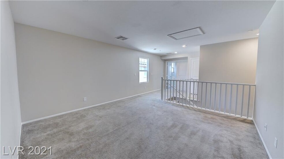Building Photo - 2962 Duverney Ave