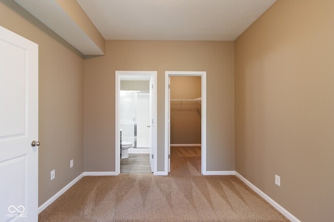 Building Photo - 6610 Aberdeen Dr