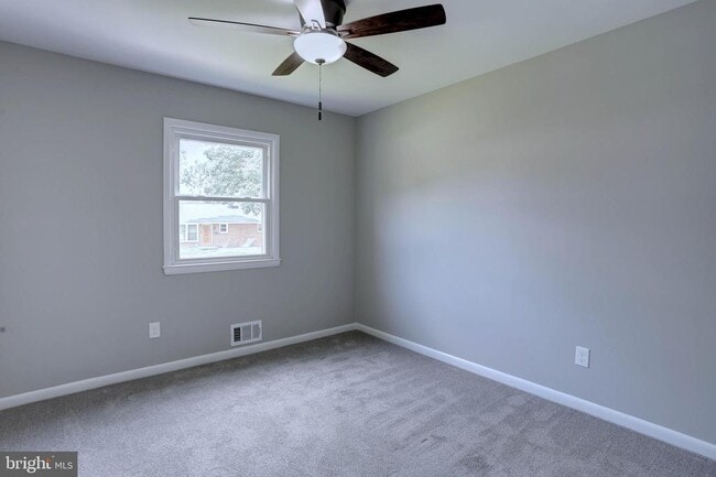 Building Photo - 513 Oak Grove Rd