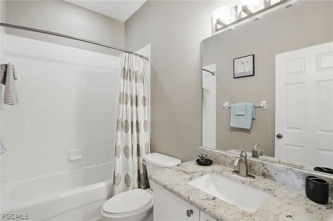 Building Photo - 15430 Bellamar Cir