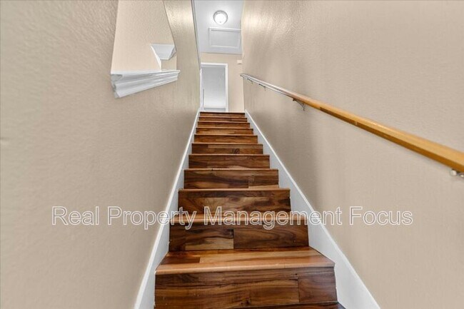 Building Photo - 12825 Kiltartan Dr