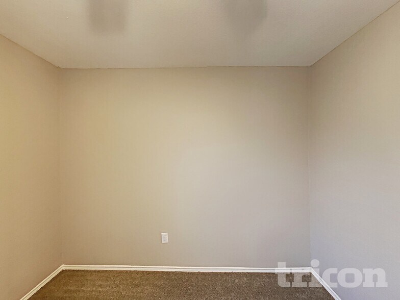 Building Photo - 105 Stone Haven Place Waxahachie TX