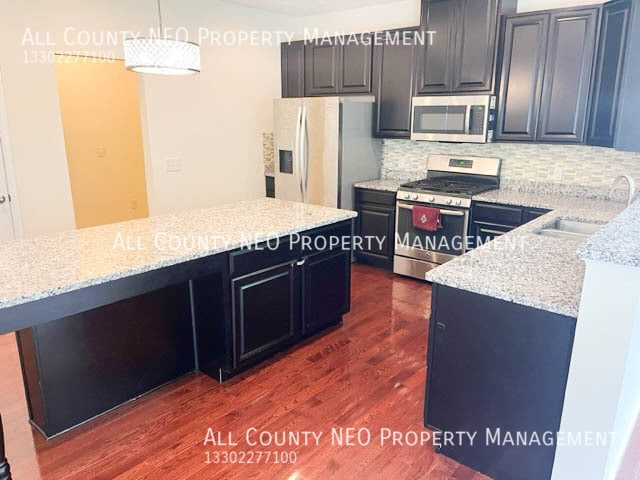 Building Photo - 10116 Flagstone Dr