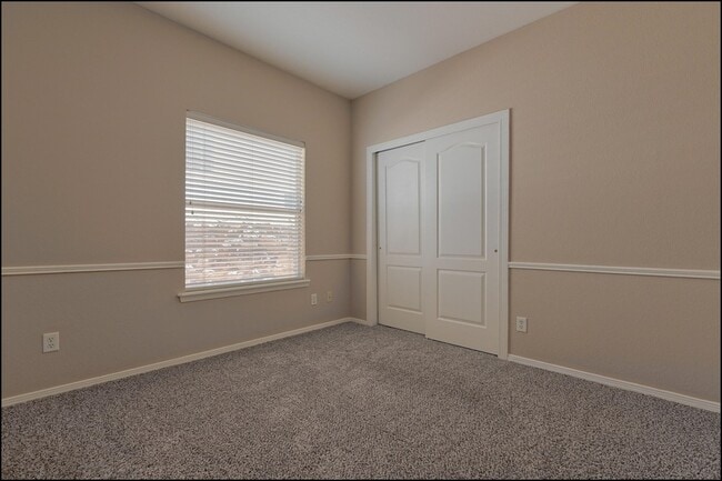 Building Photo - 1435 Cloud Ridge Dr