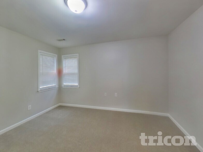 Building Photo - 130 Ralston Ct