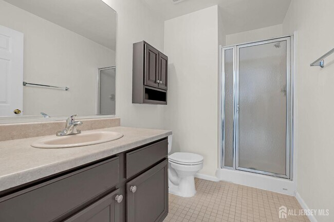 Building Photo - 12 High Pointe Way