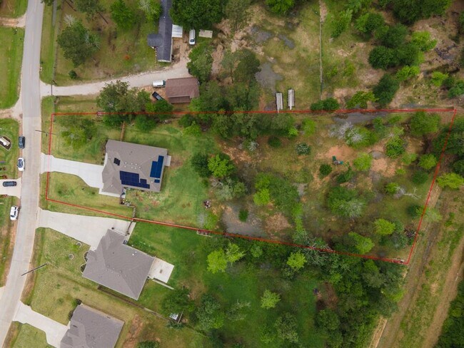 Building Photo - 6446 Rolling Hills Rd