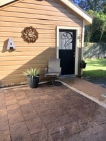 Building Photo - 621 Fairbanks St