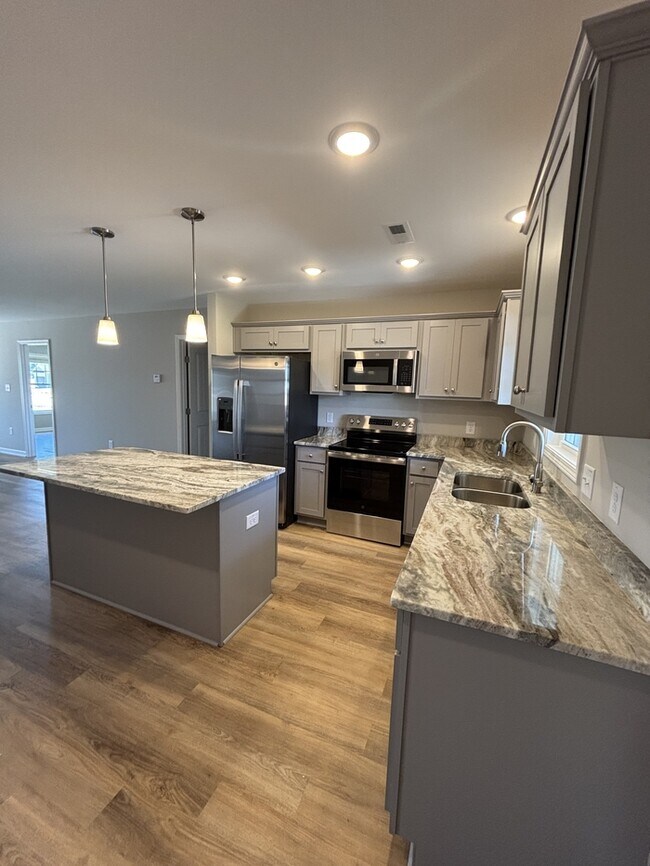 Building Photo - 100 Bradfield Cir