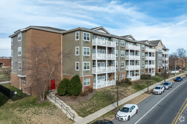 Building Photo - Moravia Park Drive
