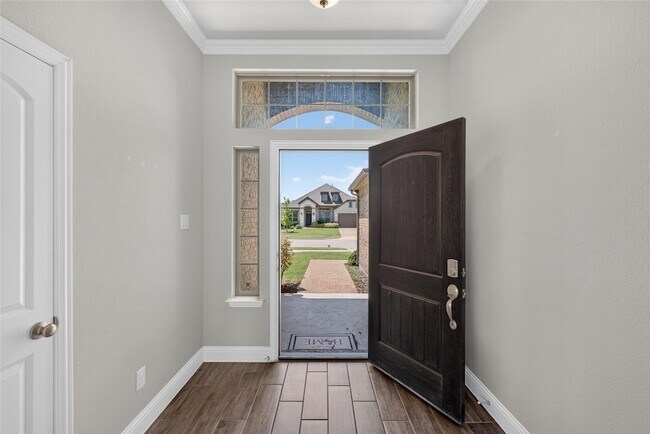 Building Photo - 2819 Diamondback Dr