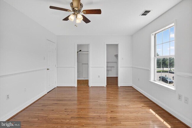 Building Photo - 102 Timberlake Terrace