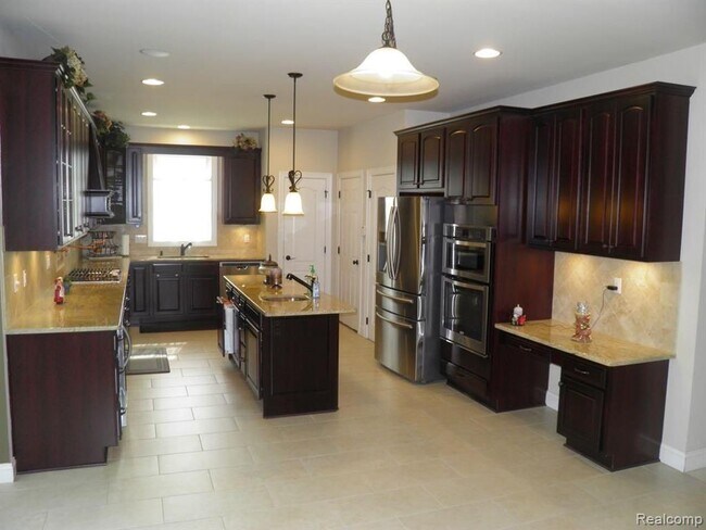 Building Photo - 24890 Overlook Trl