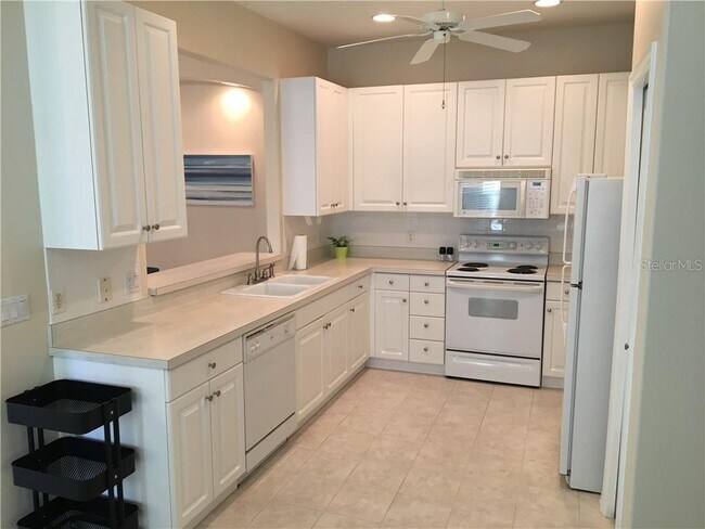Building Photo - 1795 San Silvestro Dr