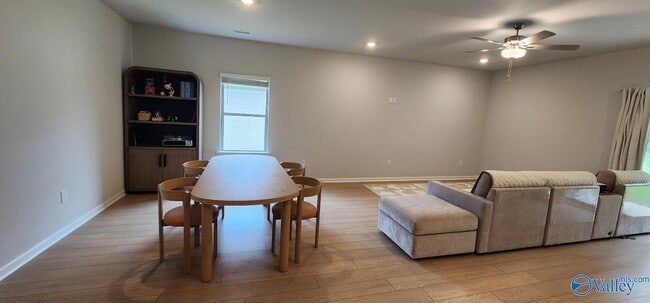 Building Photo - 214 Waylan Rdg Ln