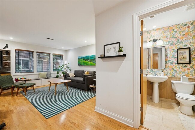 Building Photo - 2455 W Ohio St